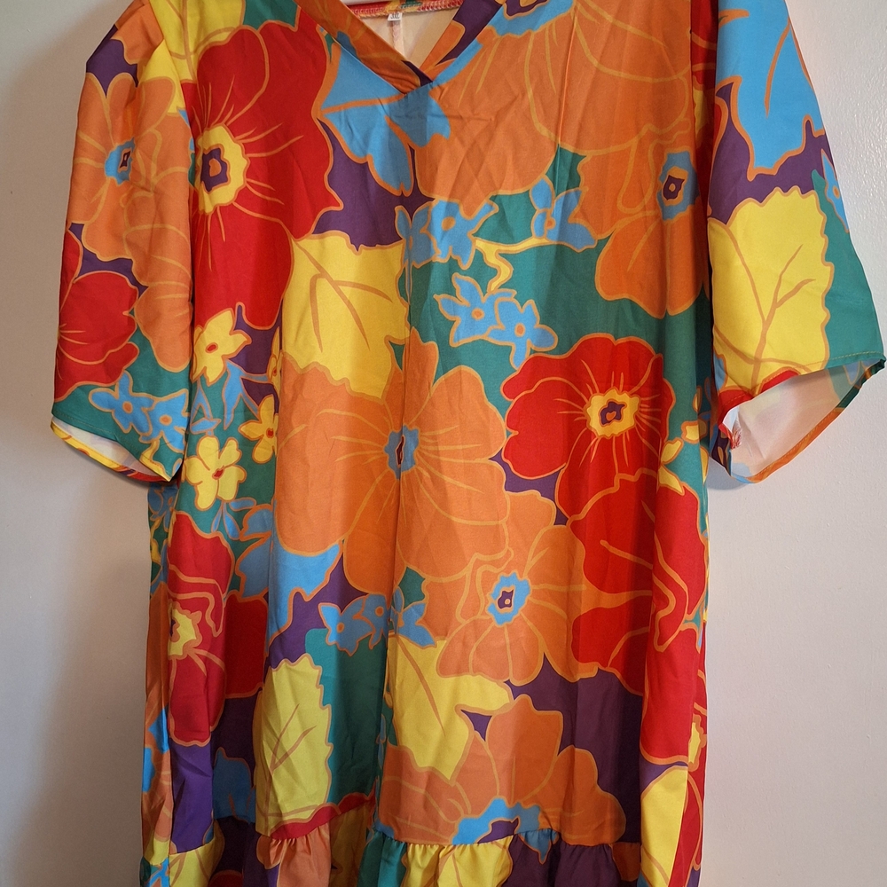 Womens Floral Oversized dress size 3XL Discontinued Style Tropical Hawaiian